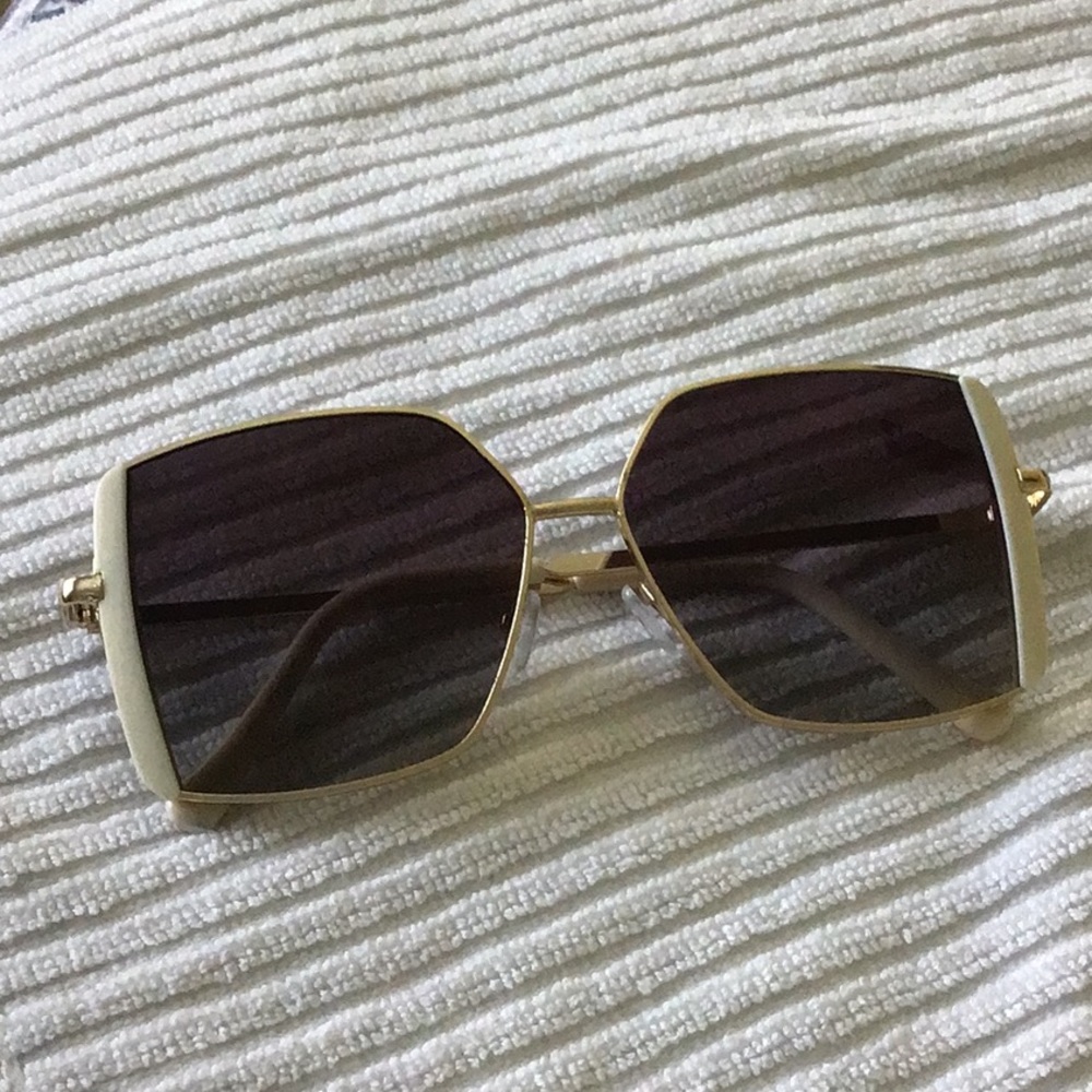 Metal Oversized Square Frame Sunglasses